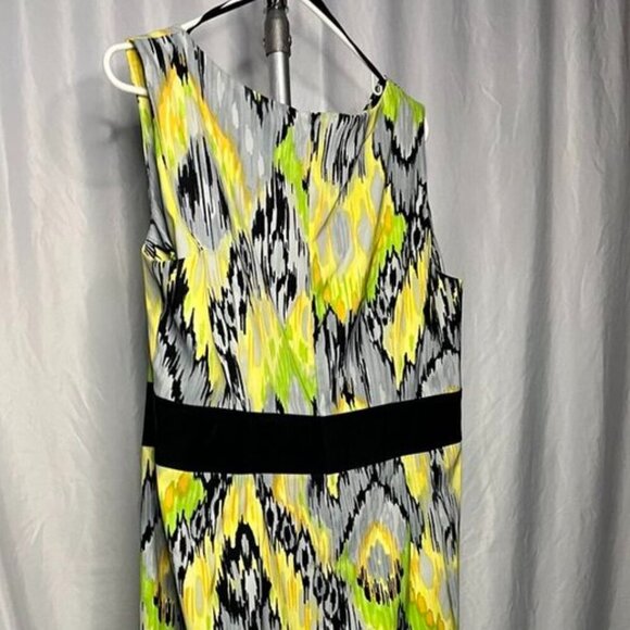 Dressbarn Sleeveless Sheath Dress Black Yellow Ikat Print Size 18W - Picture 6 of 12